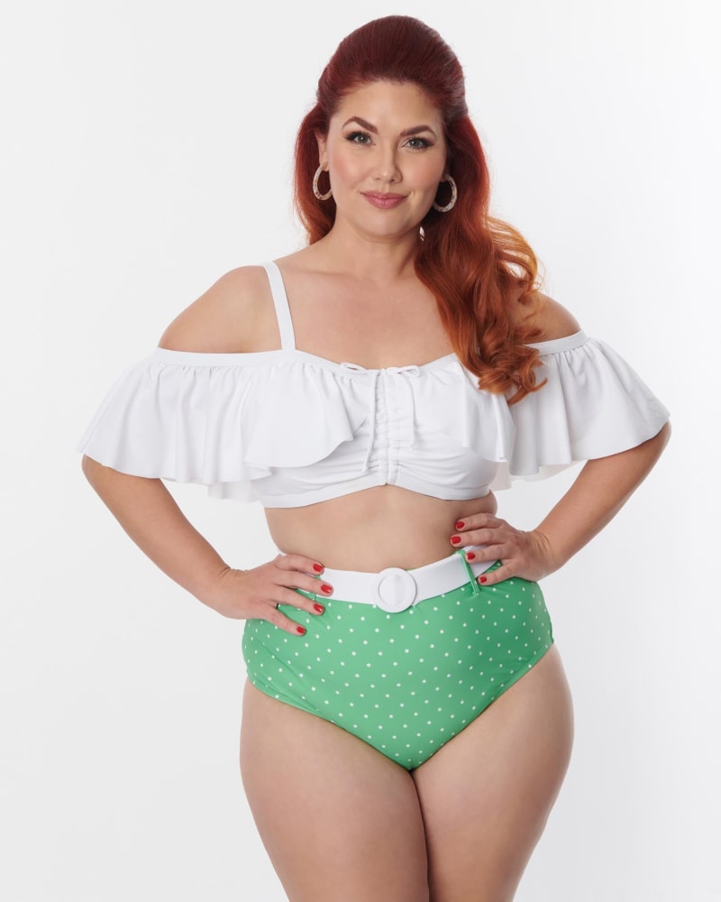 Front of a model wearing a size 2X Unique Vintage White Ruffle Swim Top in White by Unique Vintage. | dia_product_style_image_id:288390
